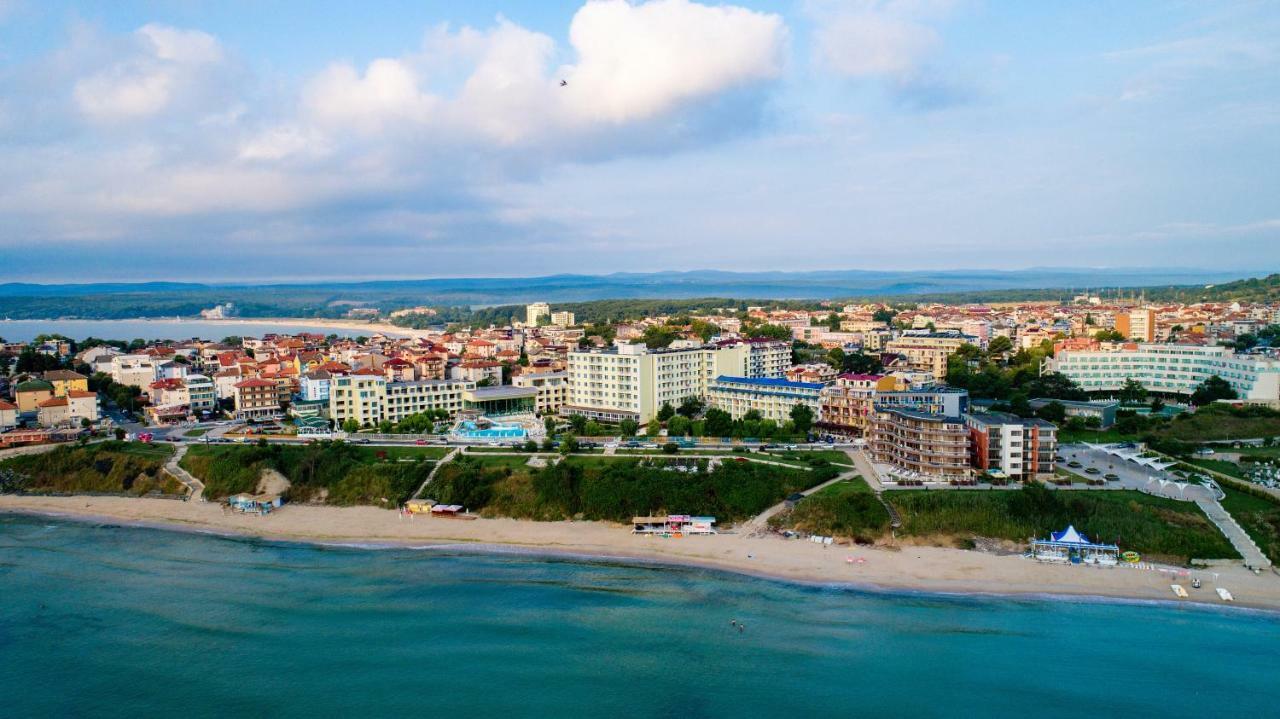 Hotel Perla Beach Luxury Primorsko Exteriör bild