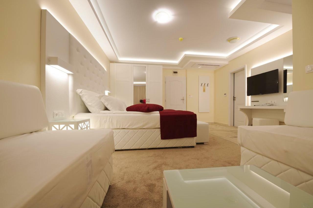 Hotel Perla Beach Luxury Primorsko Exteriör bild